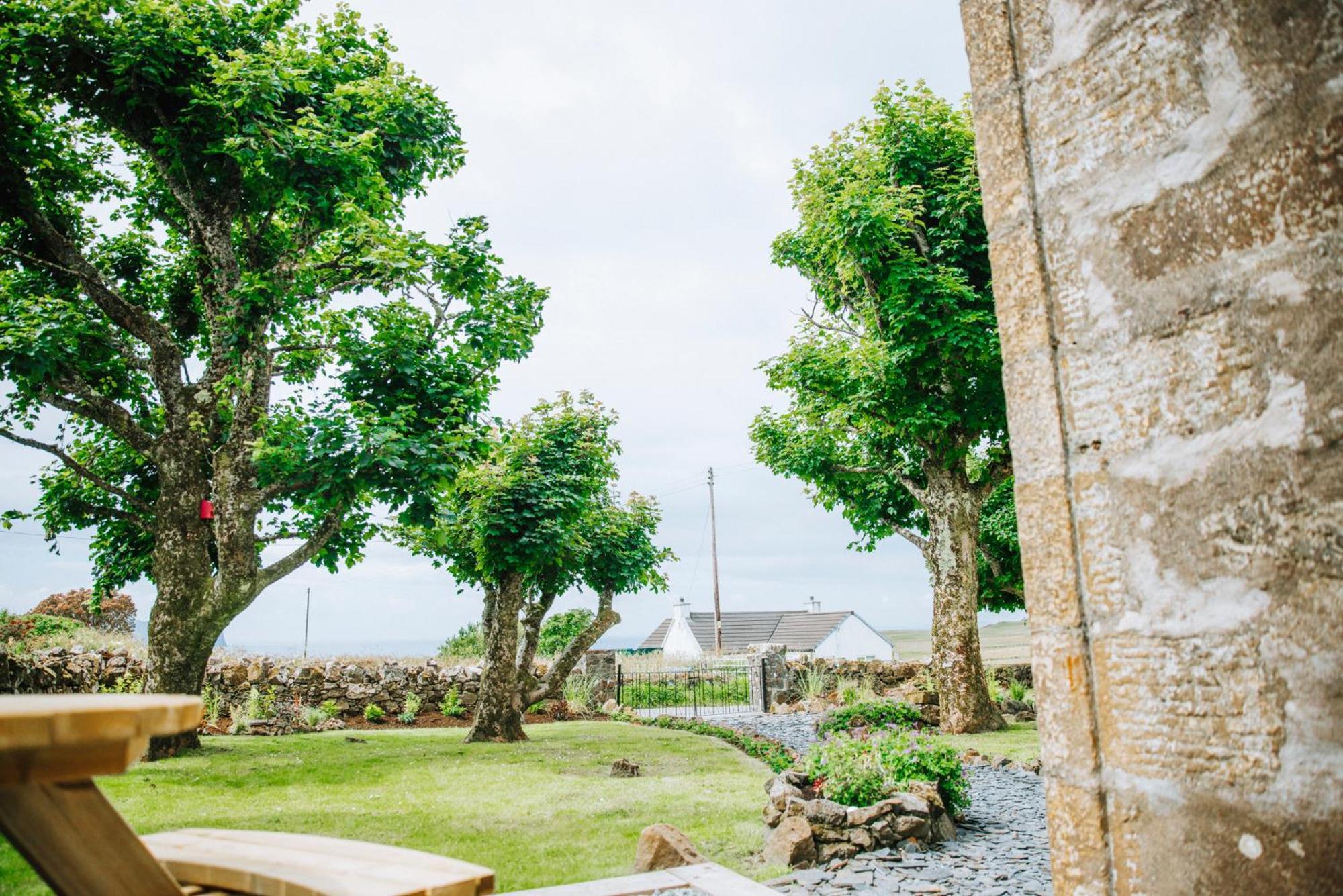 Vila Thomas Telford Lettings - Luxurious Interiors And Seaviews Halistra Exteriér fotografie